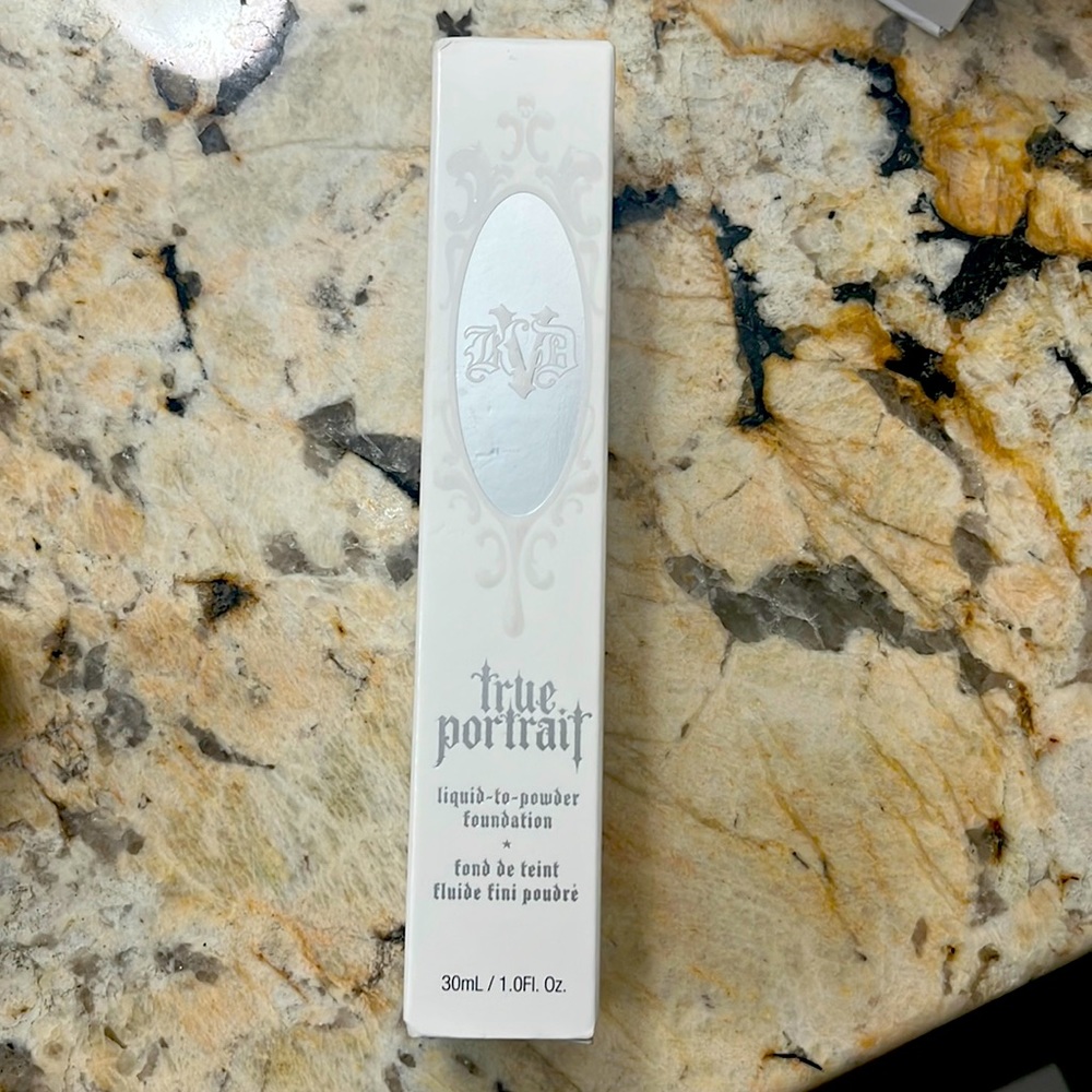 Kat Von D true portrait makeup foundation